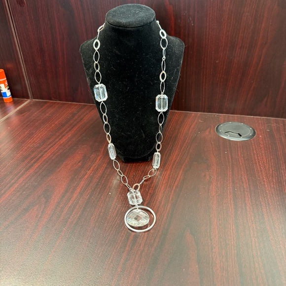 Avon long circle pendent Silver and clear  Crystal beads Necklace NIB vintage - Picture 7 of 7